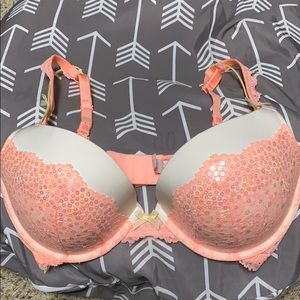 Victoria’s Secret Dream Angel Push-up Bra